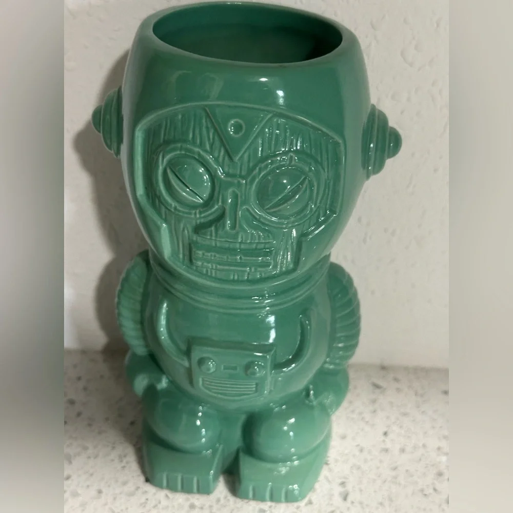 Radar Vic – Tiki Farm – Green Edition 2007